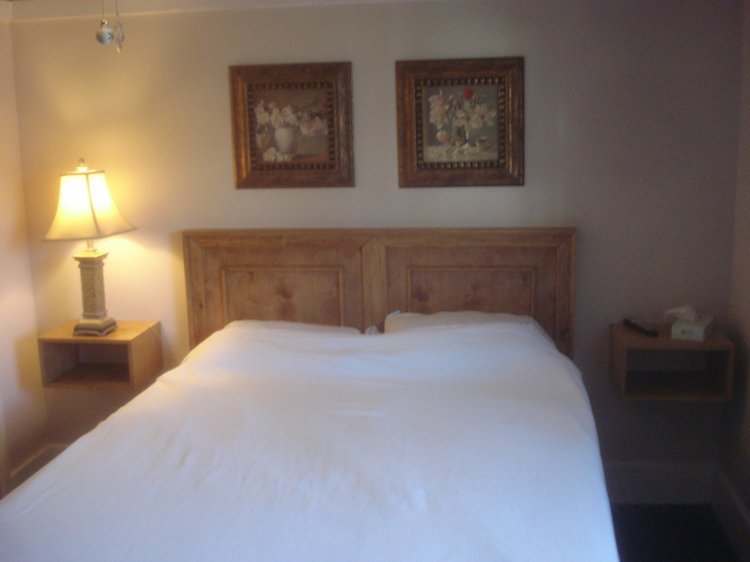 headboard