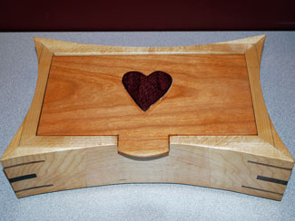 Box by Bob Harvey --- Maple & Cherry Harvey Box Creations
