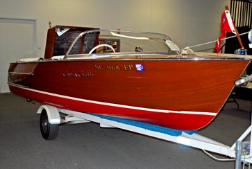 Christ Craft Boat Restored by Sykes DeHart - Phillipine Mahogany Christ Craft Boat Restored by Sykes DeHart